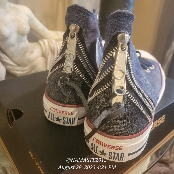 Chuck Taylor All Star Tri Zip High Top Converse #499 - Picture 11 of 16